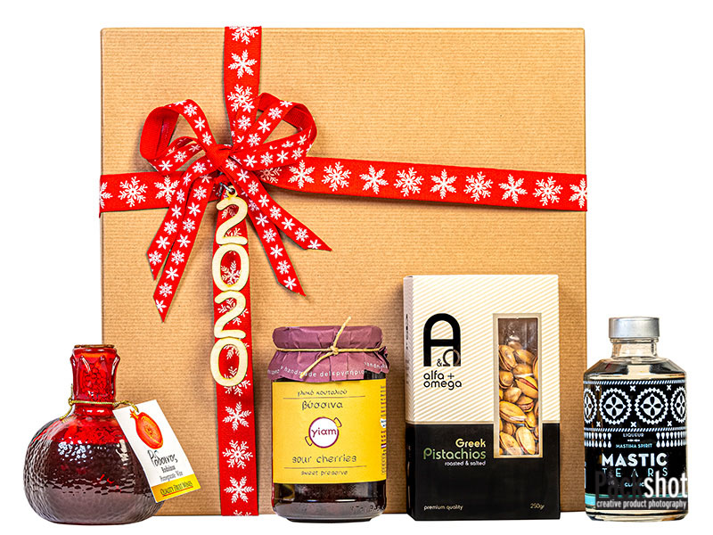Φωτογράφιση κουτι δώρων με τροφίμα για Χριστούγεννα