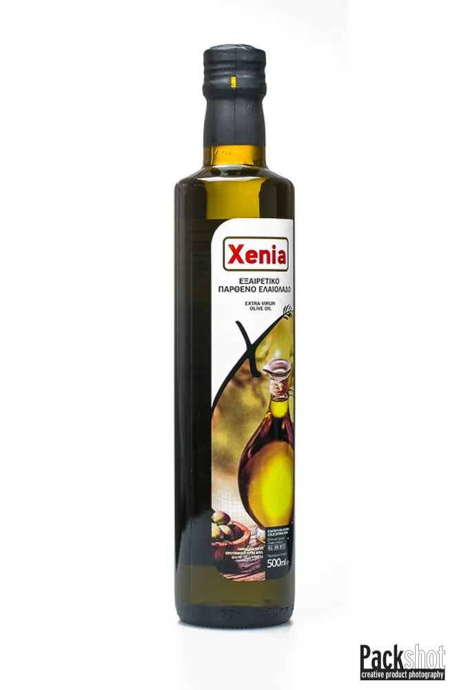 Φωτογράφιση Συσκευασία Ελαιόλαδου XENIA, 500ml, γυάλινη συσκευασία, εμπρός γωνία λήψη.