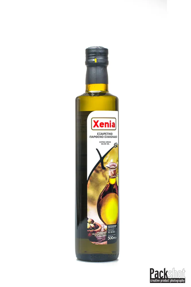 Φωτογράφιση Συσκευασία Ελαιόλαδου XENIA, 250ml, γυάλινη συσκευασία, εμπρός γωνία λήψη.